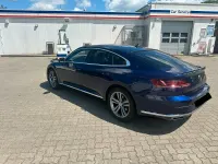 Gebraucht VW Arteon R-line 190 PS (139 kW) 2018 Blau Kleinwagen