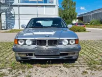 Gebraucht BMW 750L 299 PS (219 kW) 1991 Silber Limousine