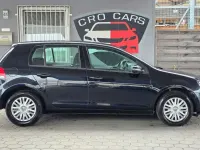Gebraucht VW Golf VI Trendline 102 PS (75 kW) 2009 Deep black perleffekt Kleinwagen
