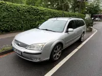 Gebraucht Ford Mondeo 145 PS (106 kW) 2006 Grau Kombi