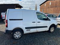 Gebraucht Peugeot Partner 114 PS (83 kW) 2015 Weiß Van / Kleinbus