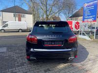 Gebraucht Porsche Cayenne 299 PS (219 kW) 2012 Schwarz metallic SUV