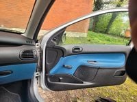 Gebraucht Peugeot 206 60 PS (44 kW) 2004 Grau Kleinwagen