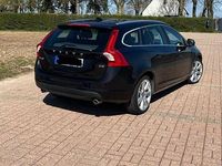 Gebraucht Volvo V60 Summum 230 PS (169 kW) 2013 Schwarz Kombi