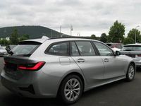 Gebraucht BMW 320 190 PS (139 kW) 2020 Glaciersilber metallic (metallic) Kombi