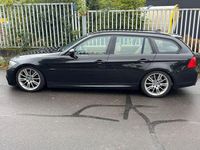 Gebraucht BMW 325 Performance 204 PS (150 kW) 2011 Schwarz Kombi