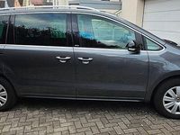Gebraucht VW Sharan Comfortline 170 PS (125 kW) 2012 Grau Van / Kleinbus