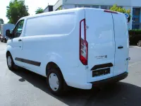 Gebraucht Ford Transit Custom 131 PS (96 kW) 2021 Weiß Van / Kleinbus