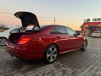 Gebraucht Mercedes E220 AMG line 220 PS (161 kW) 2017 Rot Limousine