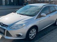 Gebraucht Ford Focus 100 PS (73 kW) 2013 Grau Kombi