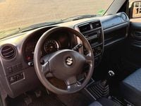 Second-hand Suzuki Jimny 86 CP (63 kW) 2010 Verde SUV