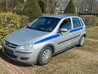 Usata Opel Corsa 60 CV (44 kW) 2004 Argento Utilitaria