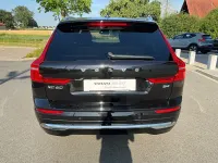 Gebraucht Volvo XC60 Plus 197 PS (144 kW) 2023 Schwarz SUV