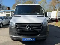 Używany Mercedes Sprinter 143 KM (105 kW) 2021 Biały Van