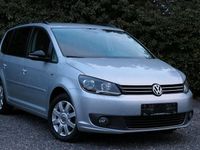 Gebraucht VW Touran Match 105 PS (77 kW) 2013 Silber Van / Kleinbus
