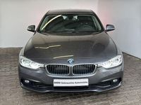 Gebraucht BMW 330e Advantage 184 PS (135 kW) 2018 Mineralgrau metallic Limousine