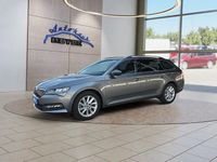 Gebraucht Skoda Superb 150 PS (110 kW) 2024 Graphite grau (metallic) Kombi
