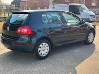 Gebraucht VW Golf V 75 PS (55 kW) 2003 Schwarz Kleinwagen
