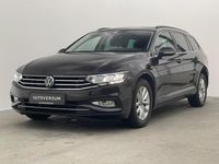 Gebraucht VW Passat Business 150 PS (110 kW) 2022 Mangangrau metallic Kombi
