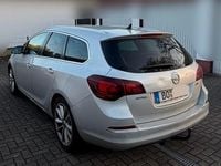 Gebraucht Opel Astra Edition 110 PS (80 kW) 2013 Silber Kombi