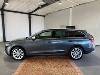 Gebraucht Skoda Octavia Scout 4x4 200 PS (147 kW) 2021 Grau Kombi