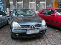 Gebraucht Renault Clio II 75 PS (55 kW) 2002 Schwarz Kleinwagen