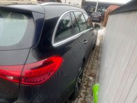 Gebraucht Mercedes C300 258 PS (189 kW) 2022 Schwarz Kombi
