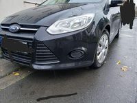 Gebraucht Ford Focus 160 PS (117 kW) 2013 Schwarz Kombi