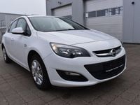 Gebraucht Opel Astra Selection 116 PS (85 kW) 2015 Weiß Limousine