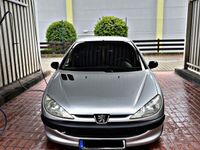 gebraucht Peugeot 206 1.1 TÜV 2025 ( VOLLFAHRBEREIT)