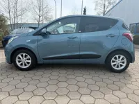 Gebraucht Hyundai i10 Passion 67 PS (49 kW) 2017 Blau Kleinwagen