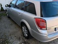 Gebraucht Opel Astra 110 PS (80 kW) 2010 Silber Kombi