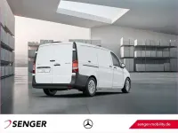 Gebraucht Mercedes Vito 163 PS (119 kW) 2025 Arktikweiß Van