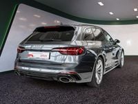 Gebraucht Audi RS4 Ambiente 450 PS (330 kW) 2024 Daytonagrau perleffekt Kombi
