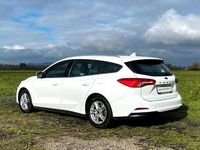Gebraucht Ford Focus Cool & Connect 125 PS (91 kW) 2020 Weiß Limousine