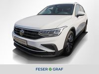 Gebraucht VW Tiguan Active 150 PS (110 kW) 2022 Pure white SUV