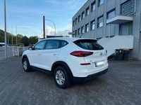 Second-hand Hyundai Tucson Select 132 CP (97 kW) 2018 Alb SUV