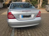 Second-hand Mercedes C200 Classic 163 CP (119 kW) 2001 Gri Berlinǎ