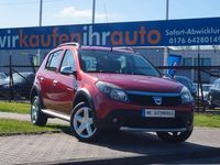 Gebraucht Dacia Sandero Stepway 88 PS (64 kW) 2012 Rot SUV