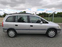 Gebraucht Opel Zafira 125 PS (91 kW) 2001 Silber Van / Kleinbus