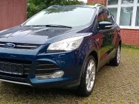 Usado Ford Kuga 163 HP (119 kW) 2013 Azul SUV