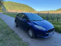 Usata Ford Fiesta Trend 101 CV (74 kW) 2016 Blu Utilitaria