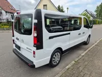 Gebraucht Opel Vivaro 145 PS (106 kW) 2018 Casablanca weiß Van / Kleinbus