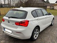 Gebraucht BMW 118 Advantage 150 PS (110 kW) 2016 Weiß Kleinwagen