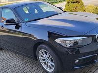 Gebraucht BMW 116 Advantage 109 PS (80 kW) 2016 Schwarz Kleinwagen