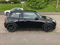 Usata Mini ONE 102 CV (75 kW) 2015 Nero Utilitaria