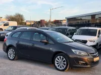 Gebraucht Opel Astra Active 140 PS (102 kW) 2014 Grau Kombi
