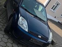Gebraucht Ford Fiesta 60 PS (44 kW) 2004 Blau Kleinwagen