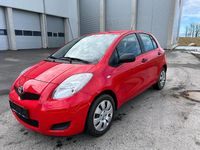 Gebraucht Toyota Yaris 69 PS (50 kW) 2009 Rot Kleinwagen