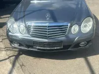Gebraucht Mercedes E220 Classic 170 PS (125 kW) 2006 Blau Limousine